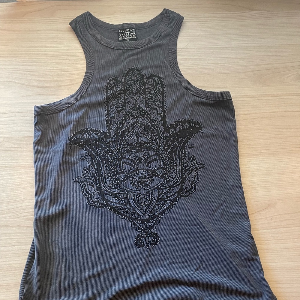 Evolution and creative active tank top